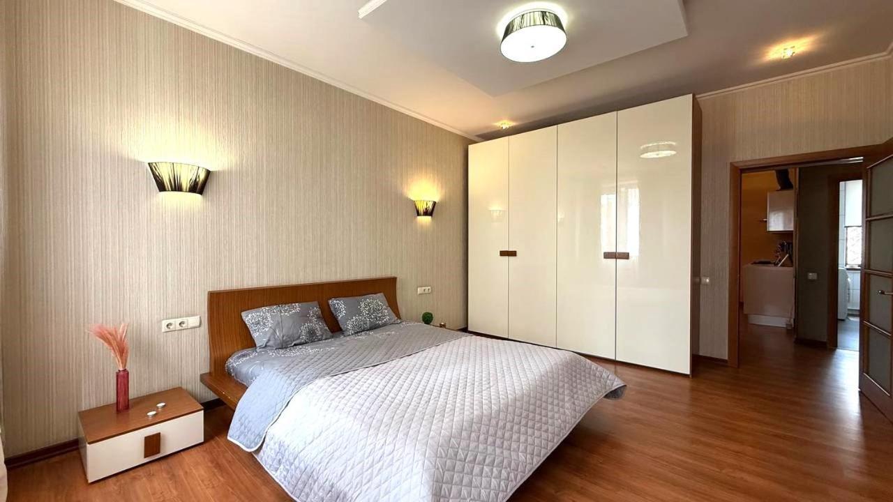 Apartament Mironositskaya 75 Charków Zewnętrze zdjęcie